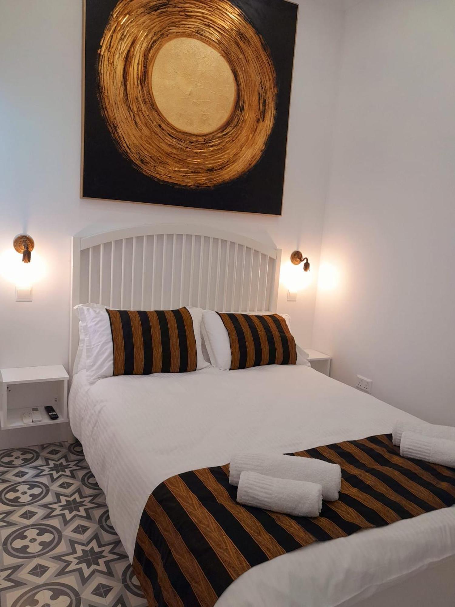 Charming Town House In Cospicua, Valperga Rooms Buitenkant foto