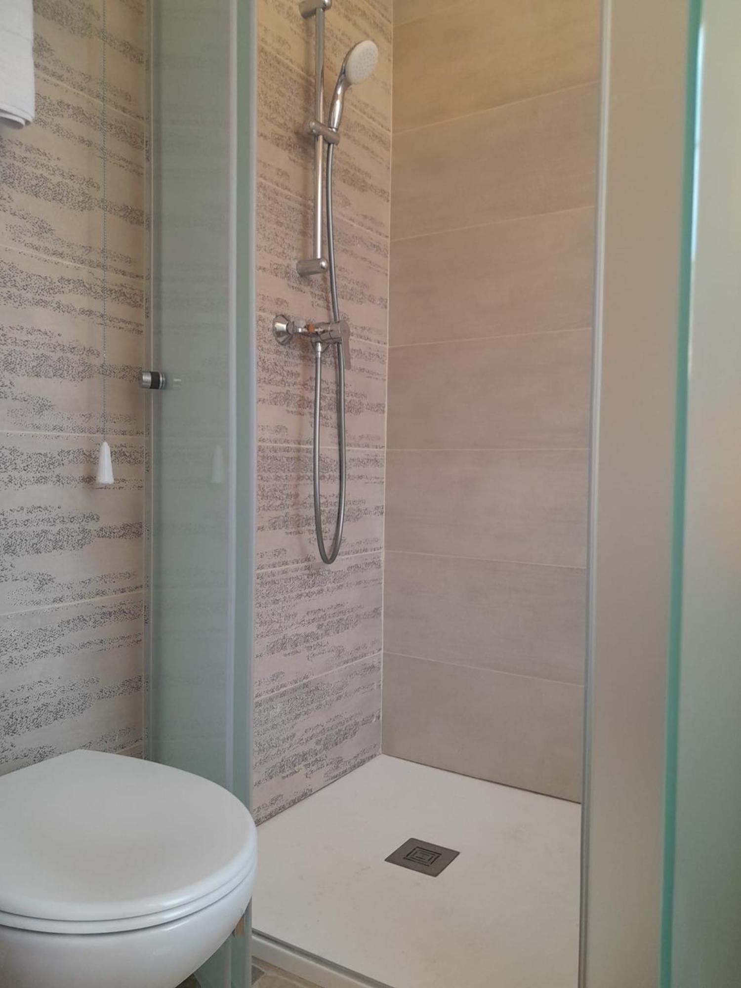 Charming Town House In Cospicua, Valperga Rooms Buitenkant foto
