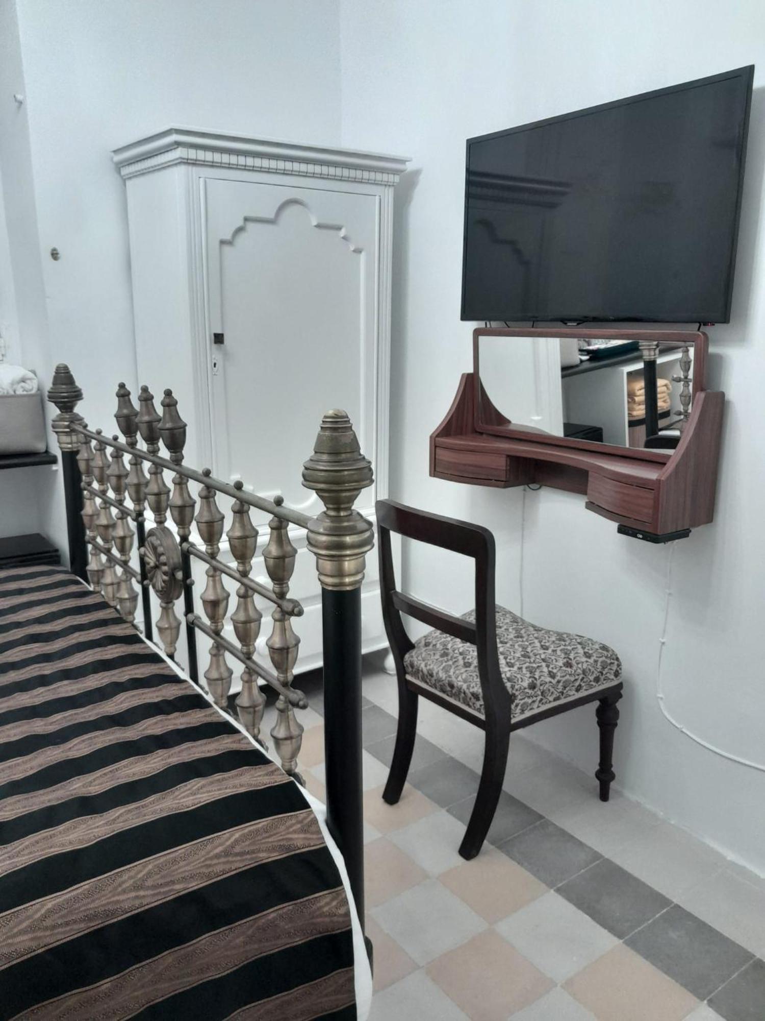 Charming Town House In Cospicua, Valperga Rooms Buitenkant foto